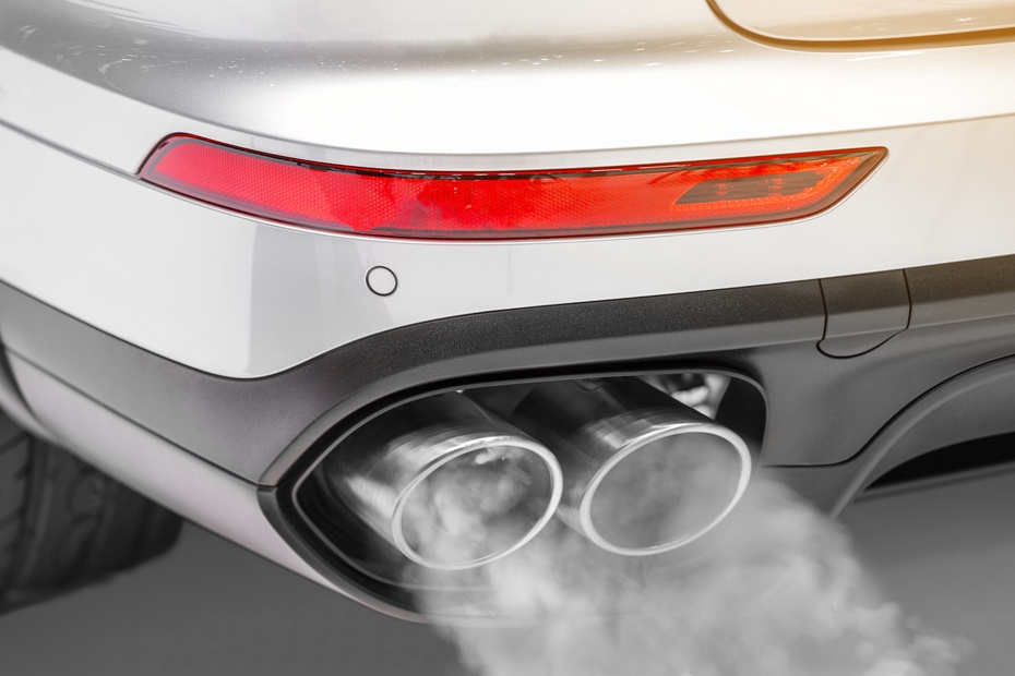 what does an exhaust system consist of